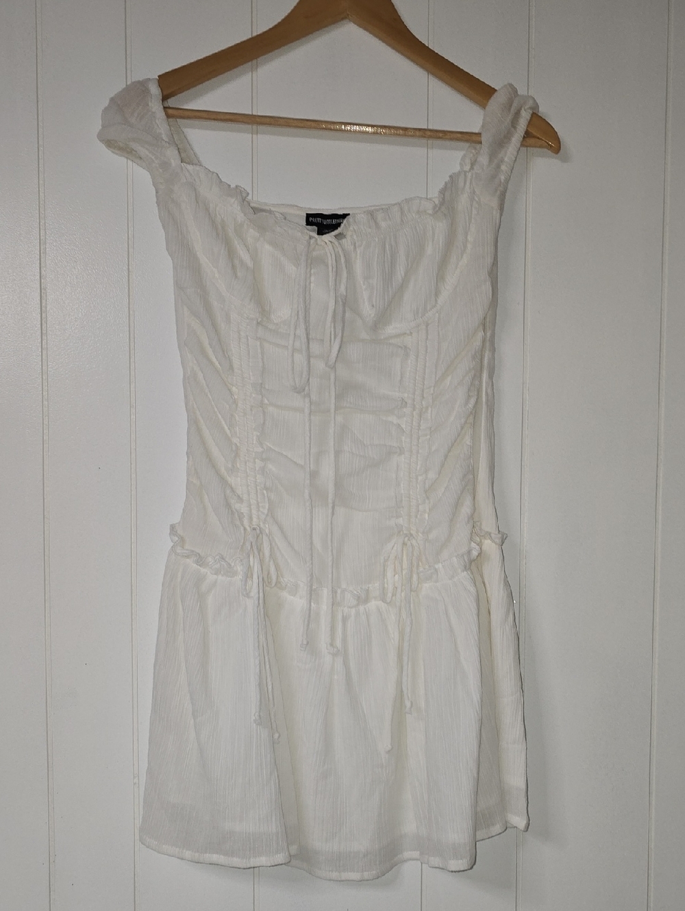 PrettyLittleThing White Ruched Tie-Front Mini Dress